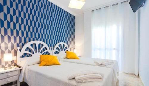 Twin Room with Bathroom