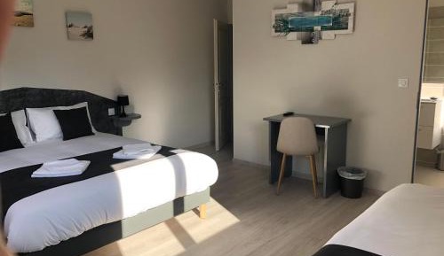 Family Room with Garden View