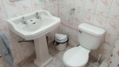 Single Room with Shared Bathroom