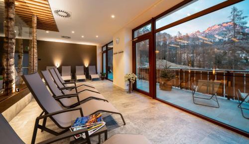 Classic Double or Twin Room with Spa Access