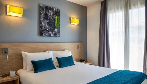 Superior Apartment with Balcony (4 Adults)