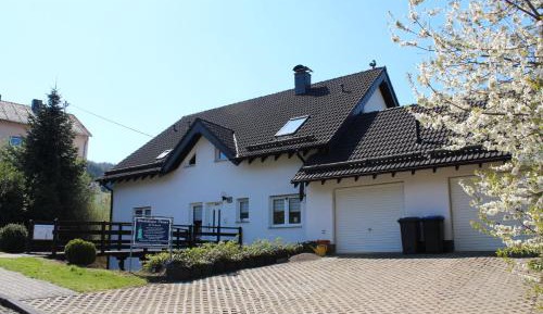 Apartment with Garden View