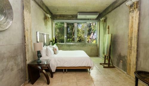 Large Single Room