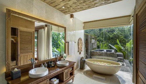 Kayon Premier Pool Villa 
