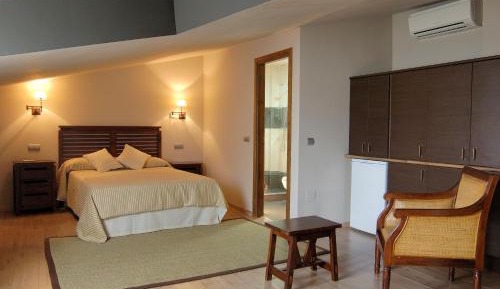 Queen Room with Balcony