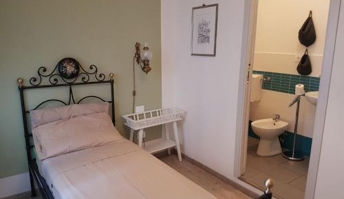 Single Room with Private Bathroom