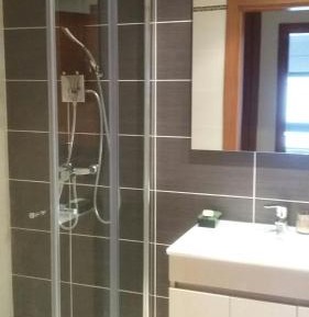 Standard Twin Room with Shared Bathroom