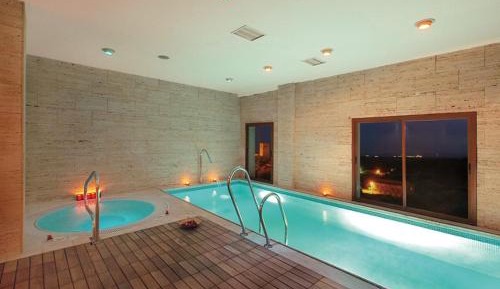 Economy Double Room with Patio View and Spa Access