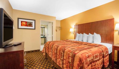 King Room - Non-Smoking