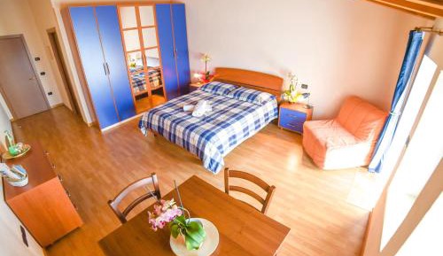 Deluxe Double or Twin Room with Balcony