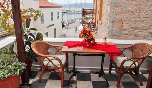 Studio with Sea View (3 Adults)