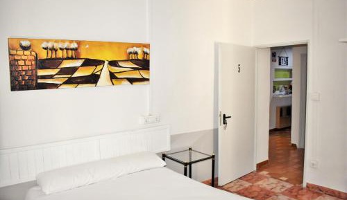 Double or Twin Room with Shared Bathroom