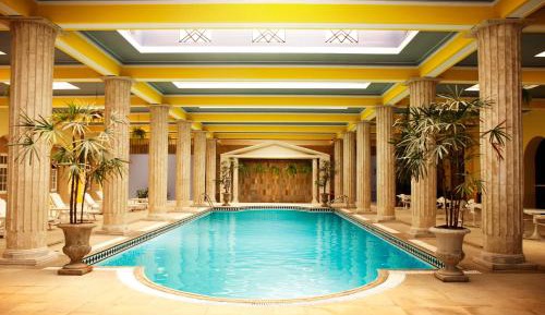 Twin Room Indoor View