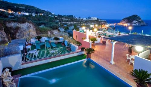 Double or Twin Room with Garden View