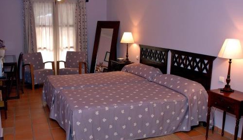 Quadruple Room (Two Connecting Rooms)