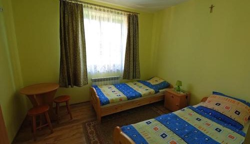 Triple Room with Private Bathroom