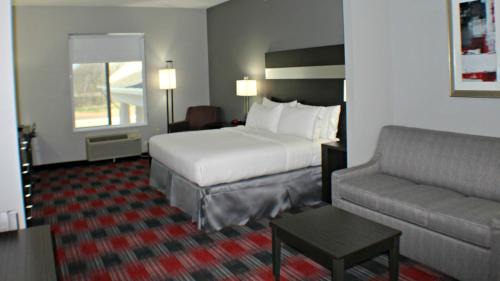 Standard King Room with Extra Space