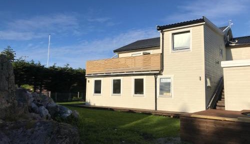 Apartment with Garden View