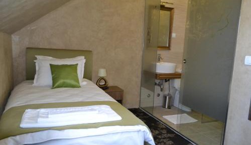 Single Room with Bathroom