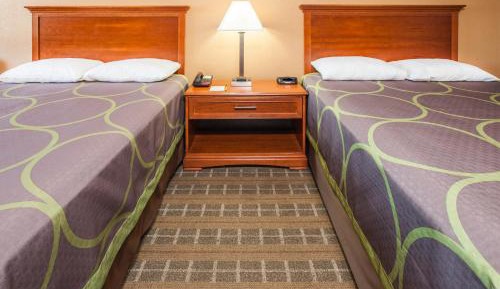 Queen Room with Two Queen Beds - Non-Smoking