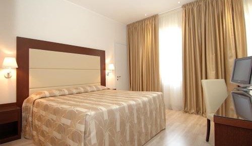 Classic Double or Twin Room