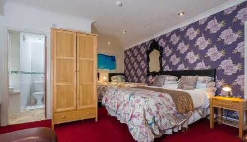 Family Room with Shower