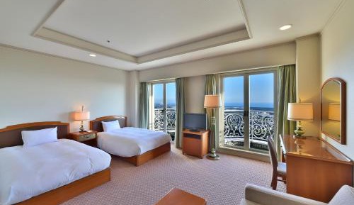 Deluxe Twin Room with Sea View