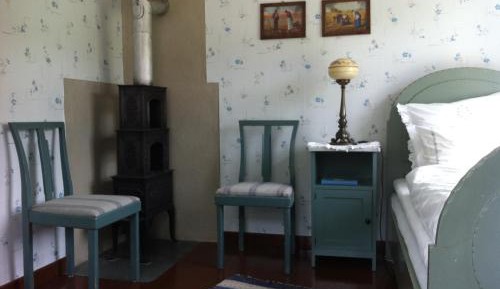 Twin Room with Shared Bathroom