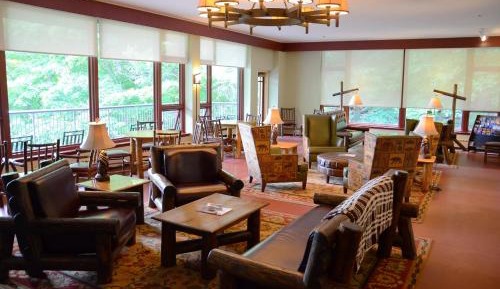 Double Room with Two Double Beds (Overlook Lodge)