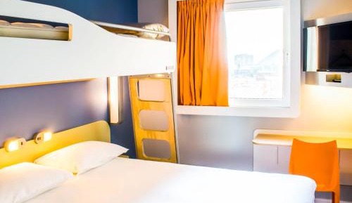 Standard Double Room with Child Bed