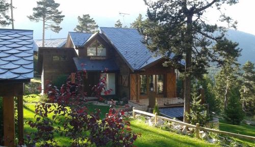 Three-Bedroom Townhouse