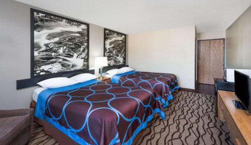 Deluxe Double Room with Two Double Beds - Non-Smoking
