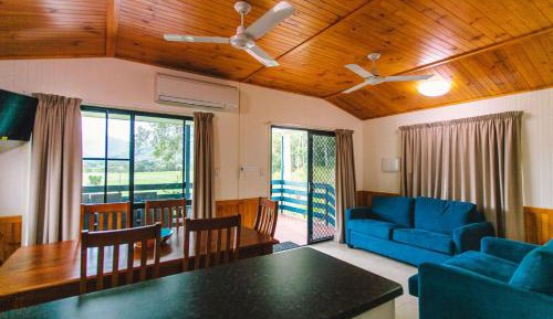 Deluxe Family Two-Bedroom Villa with Valley View