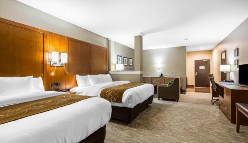 Suite with Two King Beds - Accessible/Non-Smoking