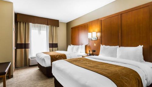 Queen Suite with Two Queen Beds