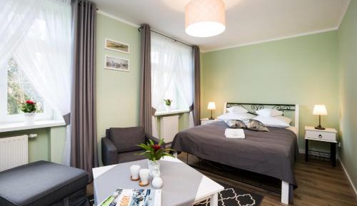 Studio Apartment