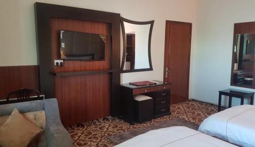 Twin Room with Private Bathroom