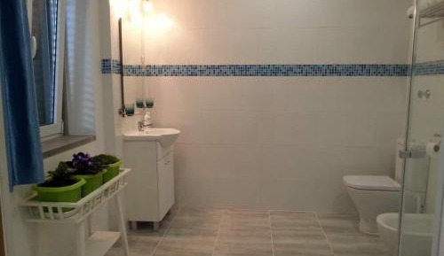 Double or Twin Room with Private Bathroom