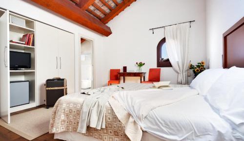 Double or Twin Room - Attic