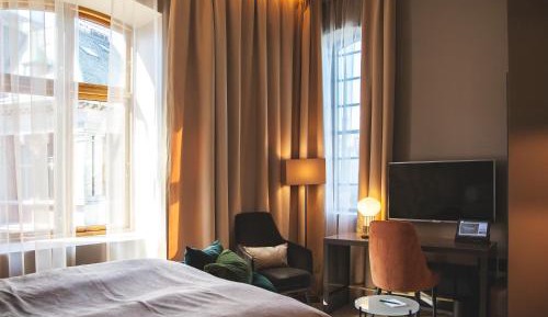 Deluxe Room City View