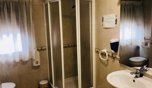 Triple Room with Shared Bathroom