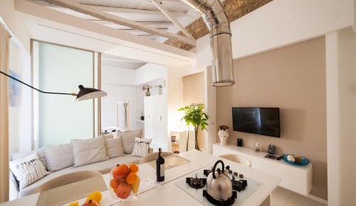 Apartment with Balcony