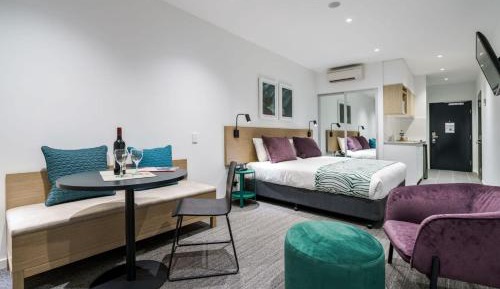 Studio Apartment