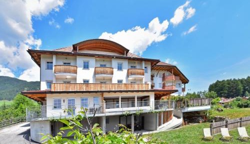 Two-Bedroom Apartment with Garden View
