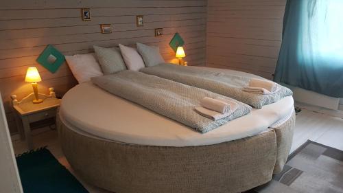 Deluxe Triple Room with Shared Bathroom