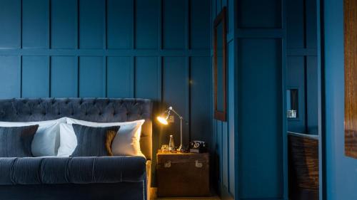 West Loft Suite (2 Adults)