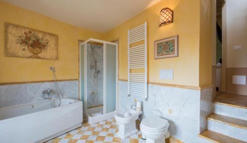 Deluxe Double or Twin Room with Spa Bath