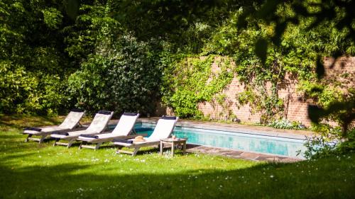 Family Room with Terrace