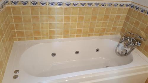 Apartment with Garden View