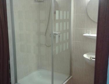 Standard Single Room with Shower